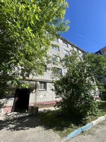 Купить квартиру с ремонтом на вторичке в Брянске. Вариант № 2198090, 0, площадь - квм, цена 2320000 рублей