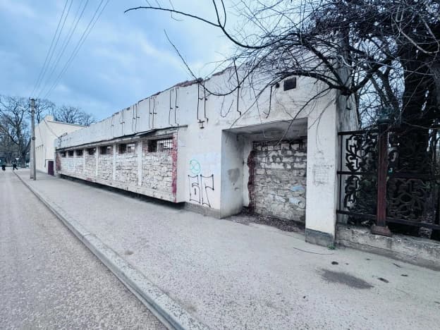 Купить коммерческую недвижимость в Ейском районе в Краснодарском крае. Вариант № 1554432, 1, площадь - квм, цена 14500000 рублей