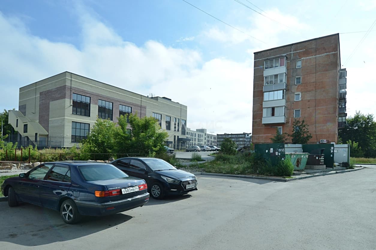 Photo 12