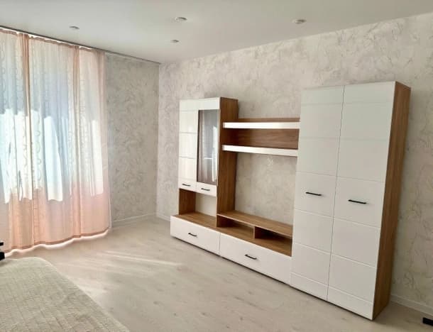 Купить квартиру до 10 млн на вторичке в Брянской области. Вариант № 2336185, 1, площадь - квм, цена 9300000 рублей