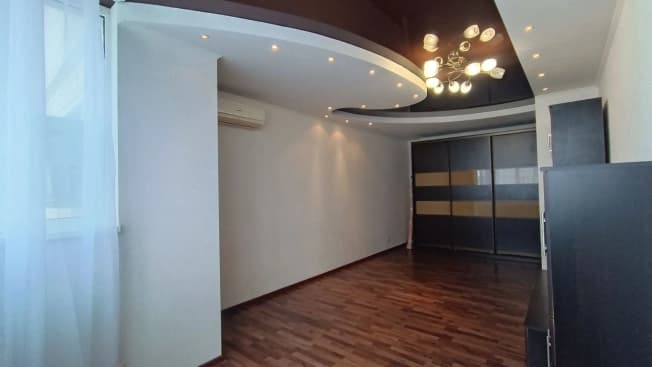 Купить однокомнатную квартиру на вторичке на улице Бориса Слюсаря в Ростове-на-Дону. Вариант № 1976899, 1, площадь - квм, цена 6999999 рублей