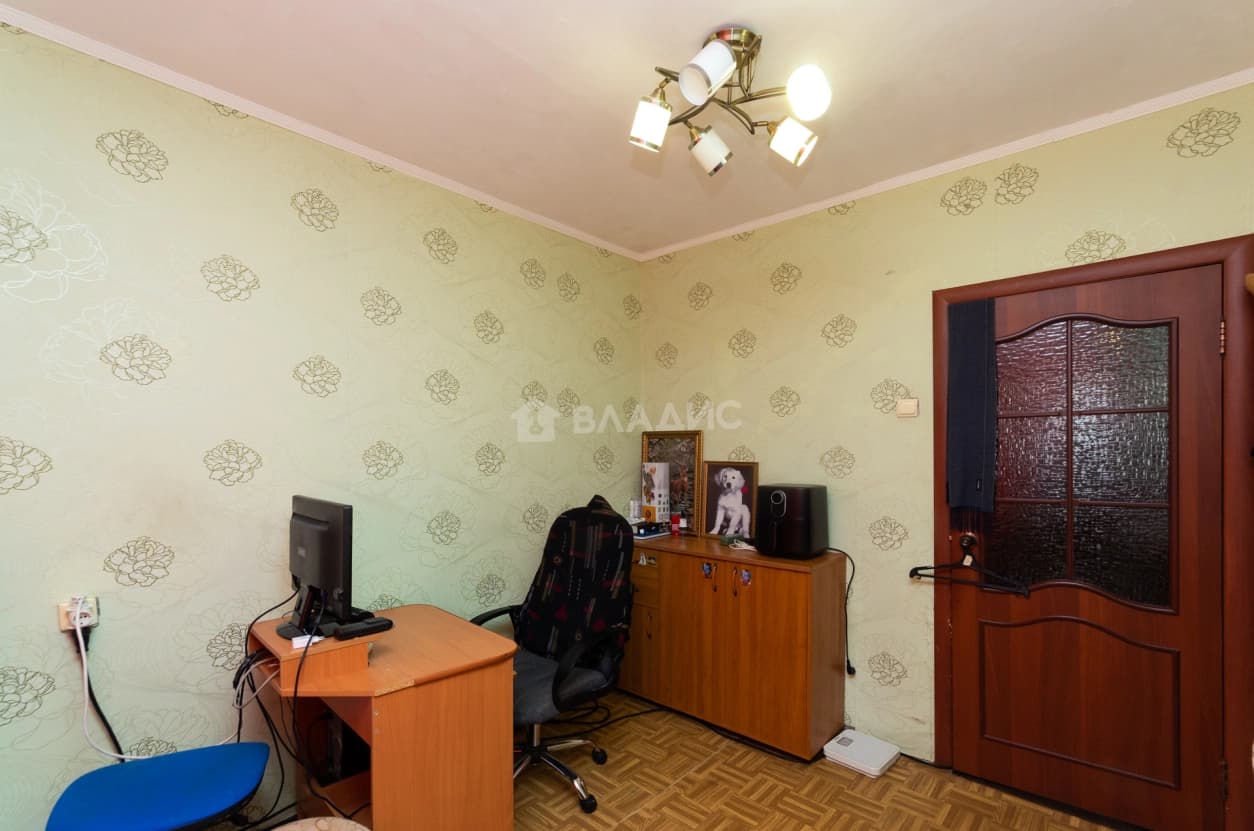 Photo 6