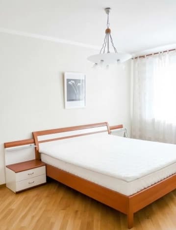 Купить трехкомнатную квартиру с балконом в Москве. Вариант № 2250950, 0, площадь - квм, цена 31000000 рублей
