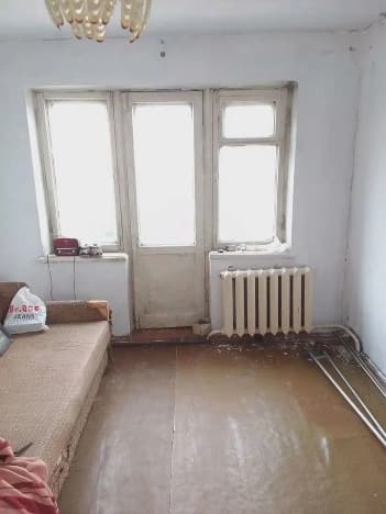 Купить однокомнатную квартиру на вторичке в Микрорайоне 17-й в Кемерове. Вариант № 2181209, 0, площадь - квм, цена 2700000 рублей