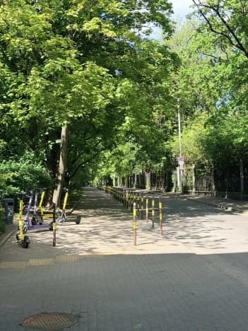 Купить трехкомнатную квартиру с ремонтом на вторичке на улице Ольштынская в Калининграде. Вариант № 1935140, 0, площадь - квм, цена 8700000 рублей