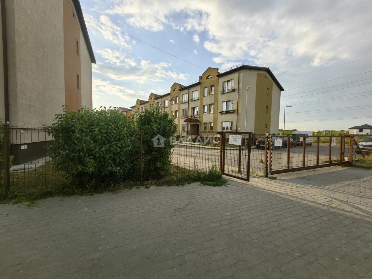 Photo 25