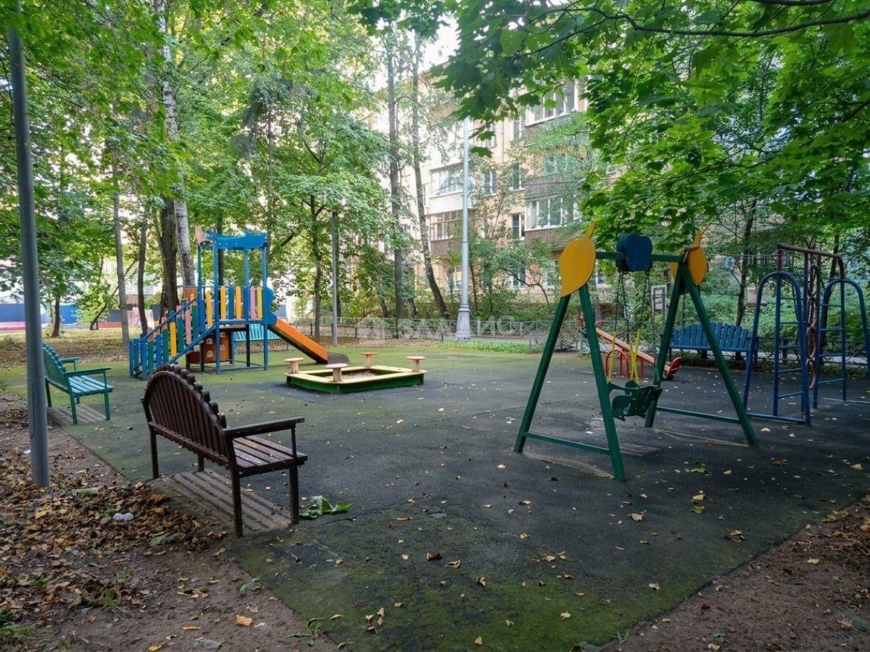 Photo 11