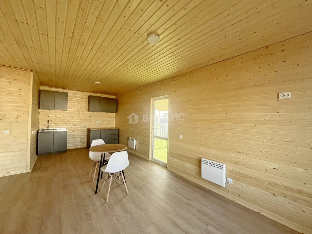 Photo 9