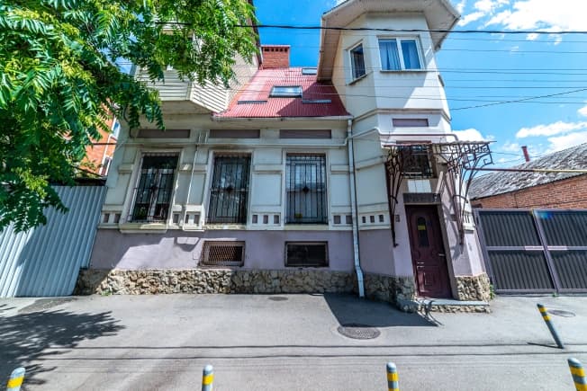 Купить пятикомнатную квартиру с ремонтом в Краснодаре. Вариант № 2376382, 1, площадь - квм, цена 15490000 рублей