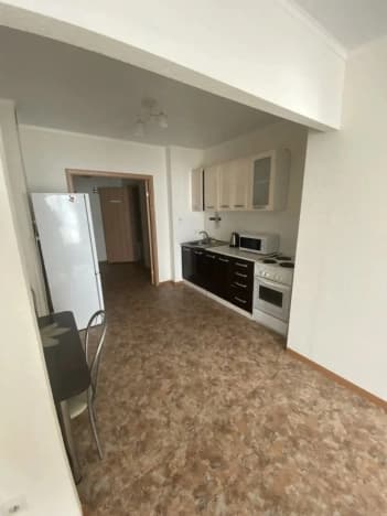 Снять квартиру в Микрорайоне 15-й, Тобольск в Тобольске. Вариант № 2092257, 1, площадь - квм, цена 35000 рублей