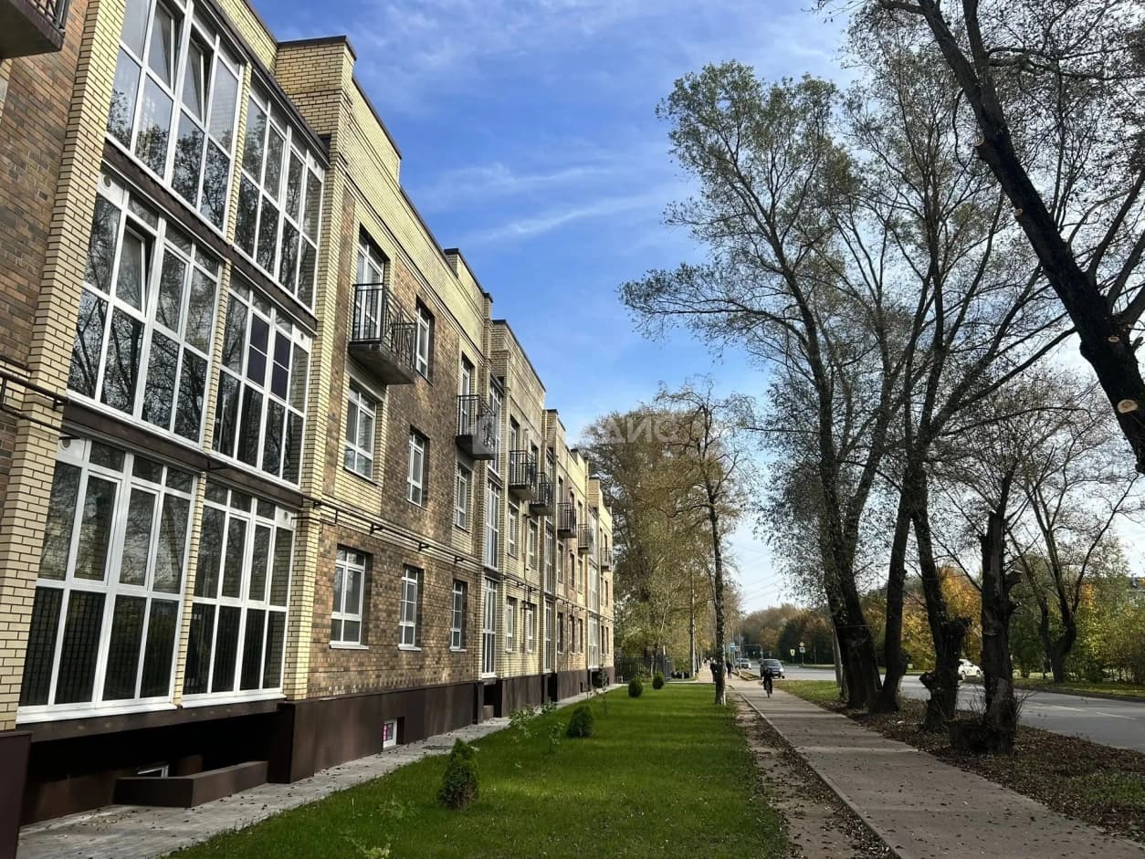 Photo 25