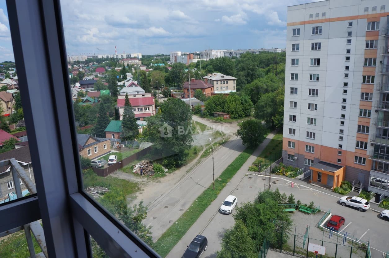 Photo 9