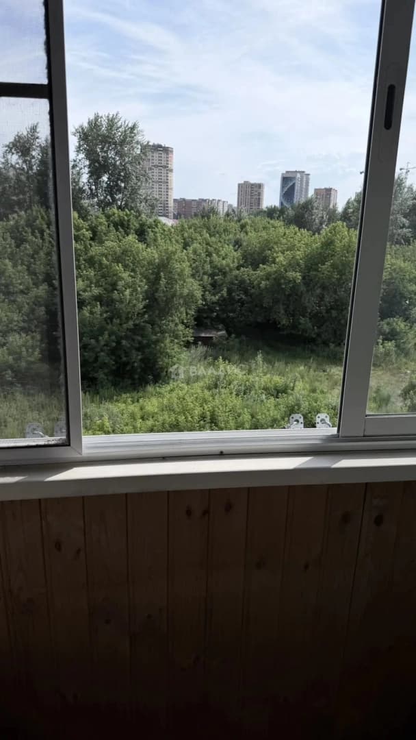 Photo 33