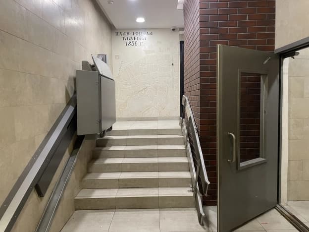 Купить однокомнатную квартиру с ремонтом в районе Академический в Москве. Вариант № 2390563, 1, площадь - квм, цена 13750000 рублей