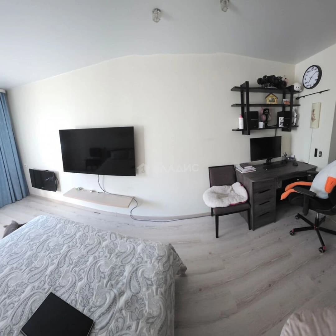 Photo 12