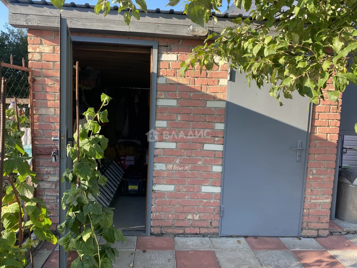 Photo 32