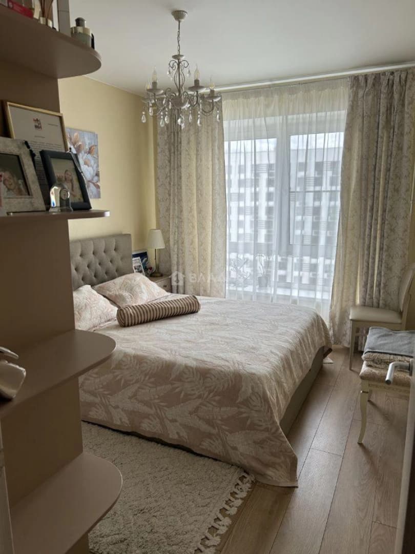 Photo 6