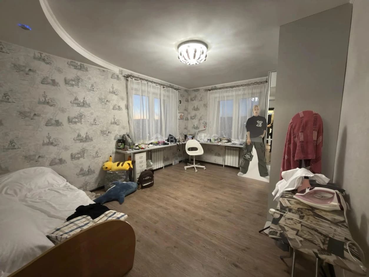 Photo 10