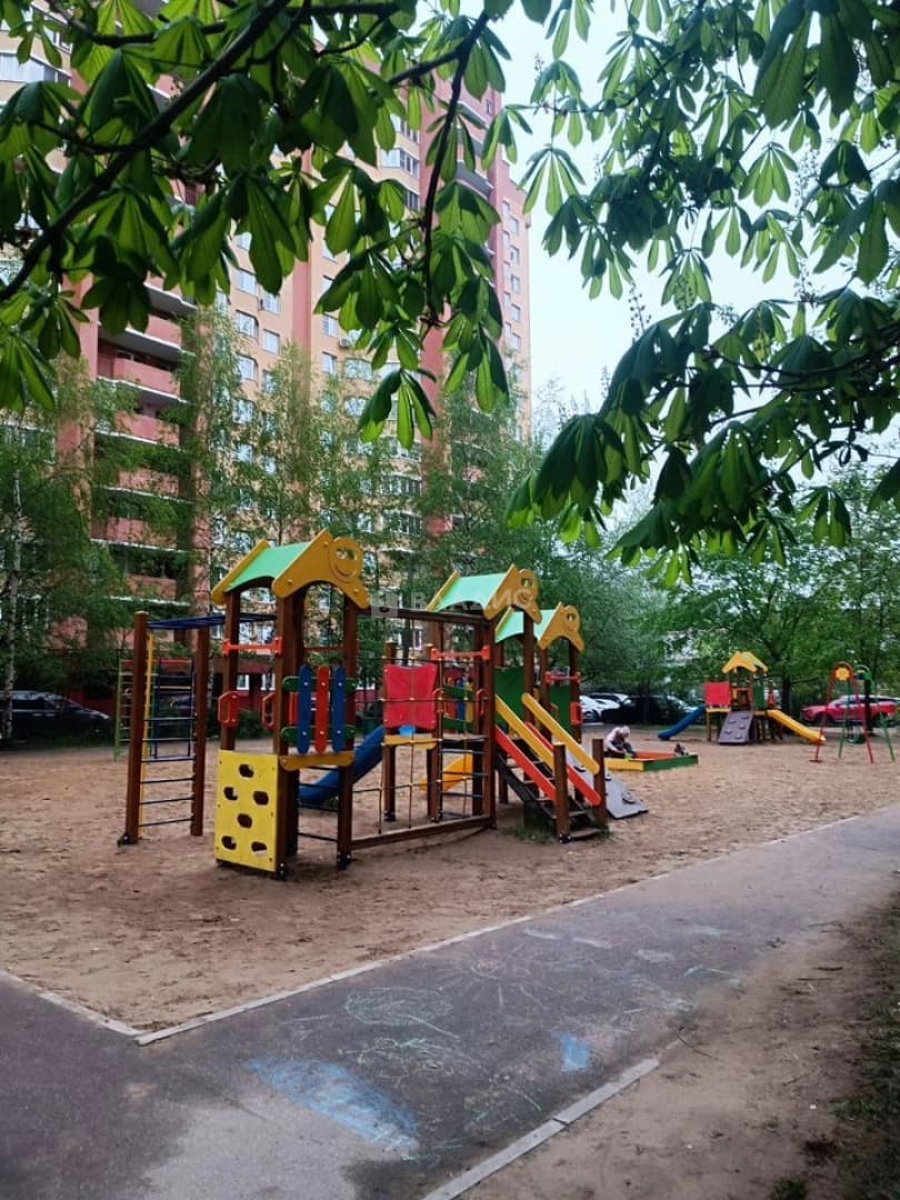 Photo 18