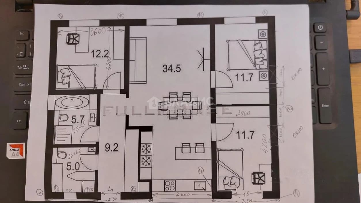 Photo 12