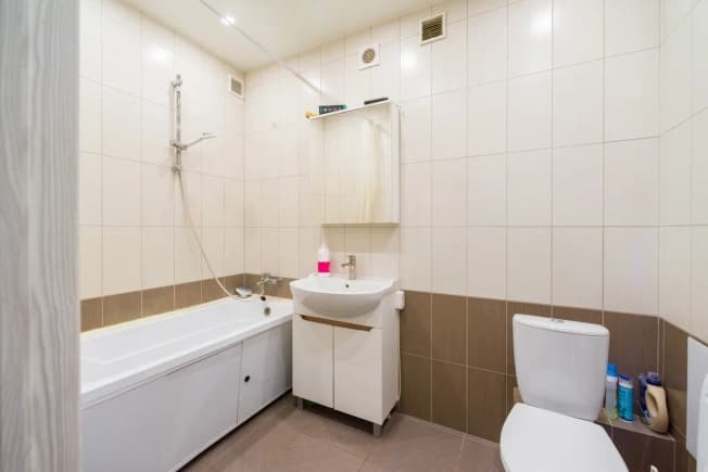 Купить двухкомнатную квартиру на вторичке на улице Сенная в Рязани. Вариант № 2280418, 0, площадь - квм, цена 8000000 рублей