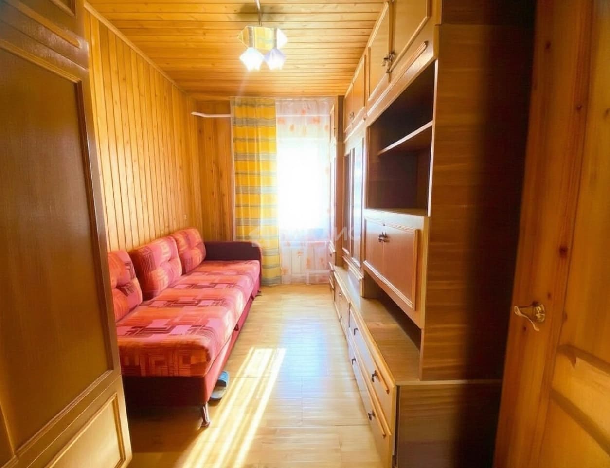 Photo 6