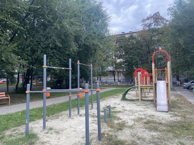 Купить двухкомнатную квартиру до 1,5 млн в Белгороде. Вариант № 2362476, 0, площадь - квм, цена 3730000 рублей