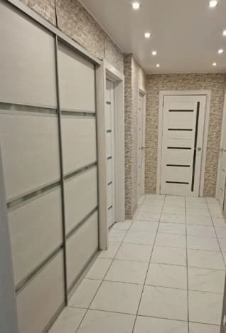 Купить трехкомнатную квартиру на улице Варенцовой в Вологде. Вариант № 2240500, 0, площадь - квм, цена 4990000 рублей