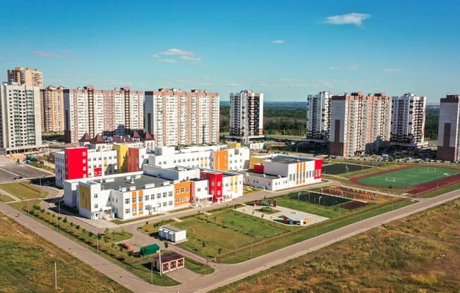 Купить однокомнатную квартиру с мебелью в Воронежской области. Вариант № 2304185, 1, площадь - квм, цена 4300000 рублей