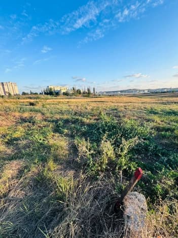 Купить земельный участок в СНТ в Республике Крым. Вариант № 1727563, 1, площадь - квм, цена 1000000 рублей