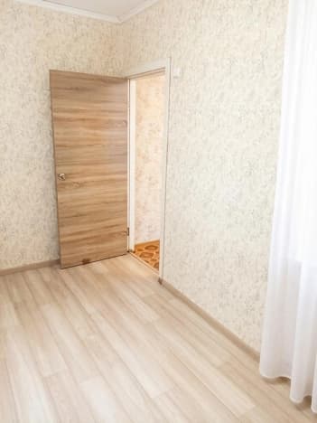 Купить трехкомнатную квартиру на вторичке в ЖК Чехов в Воронеже. Вариант № 2372014, 1, площадь - квм, цена 5250000 рублей