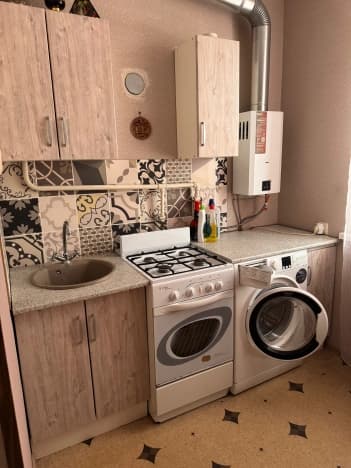 Купить квартиру в Рабочом Посёлоке Черни в Чернском районе на улице Карла Маркса, рабочий посёлок Чернь в Тульской области. Вариант № 2225867, 0, площадь - квм, цена 3150000 рублей