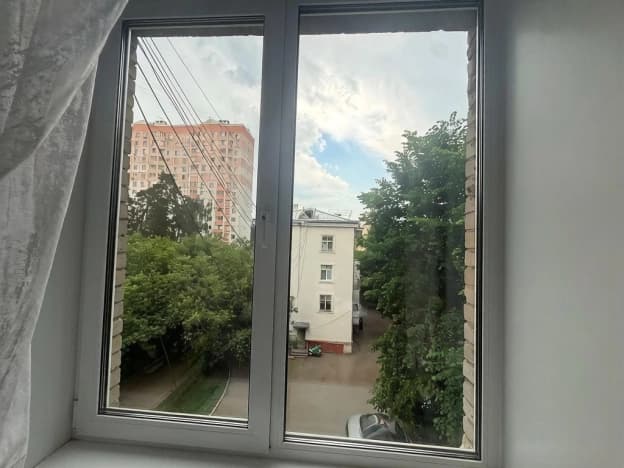 Купить трехкомнатную квартиру с балконом на вторичке на улице Удальцова в Москве. Вариант № 2157838, 0, площадь - квм, цена 8000000 рублей