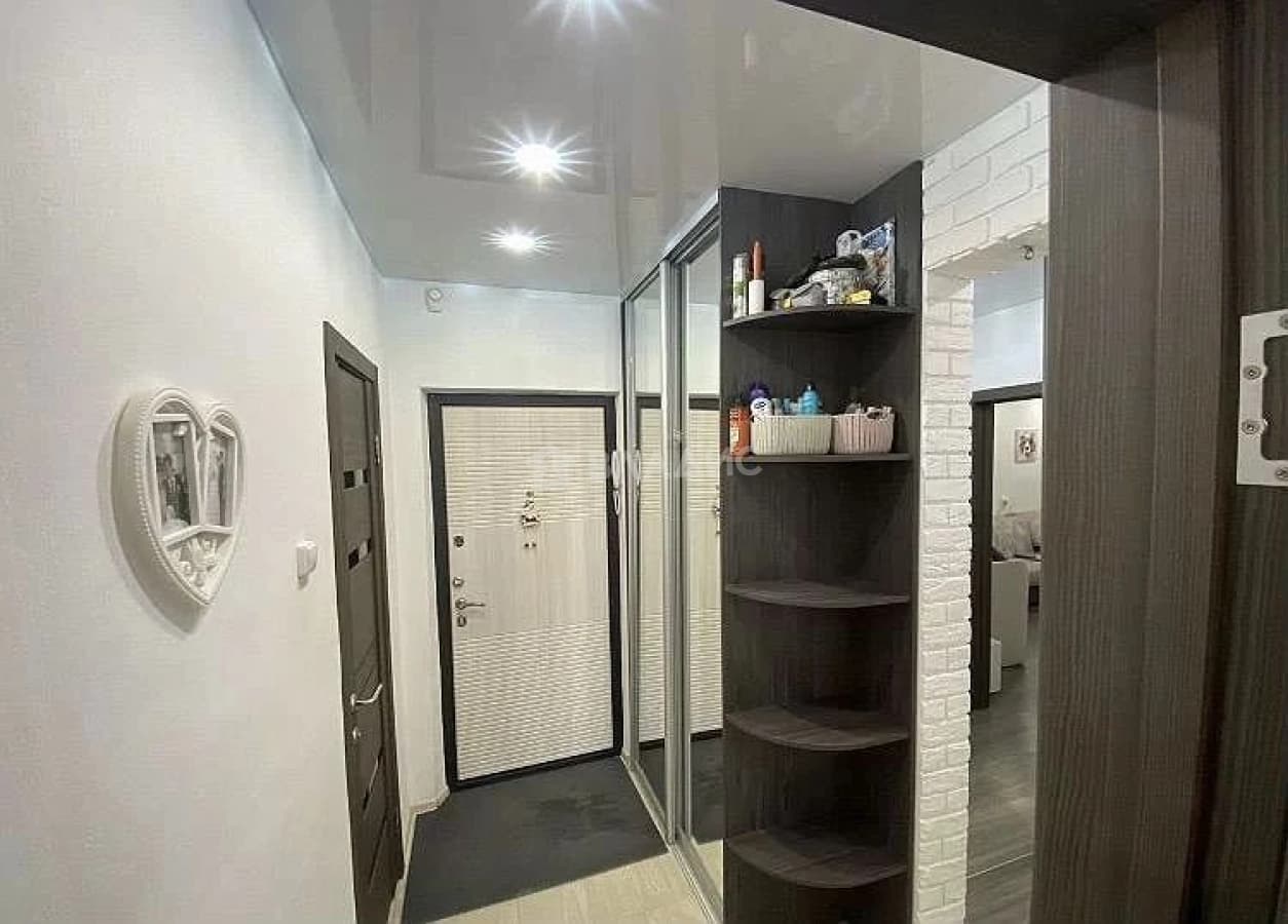 Photo 8