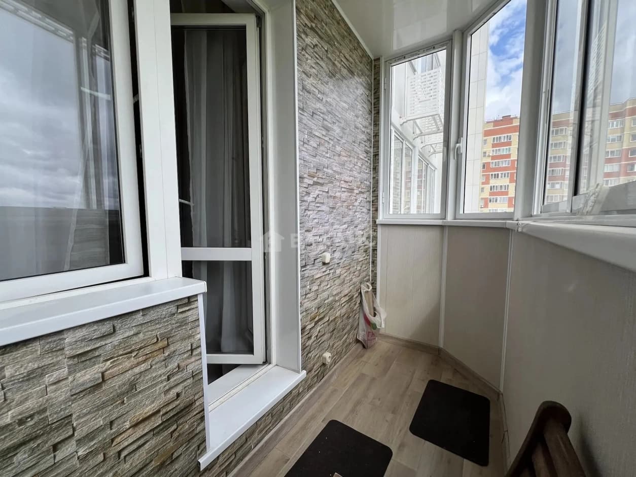 Photo 16