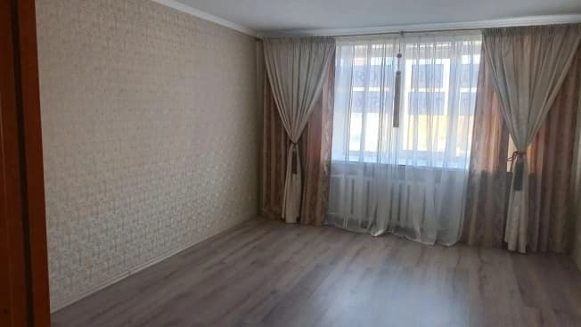 Купить четырехкомнатную квартиру в Оренбургской области. Вариант № 2277664, 0, площадь - квм, цена 5300000 рублей