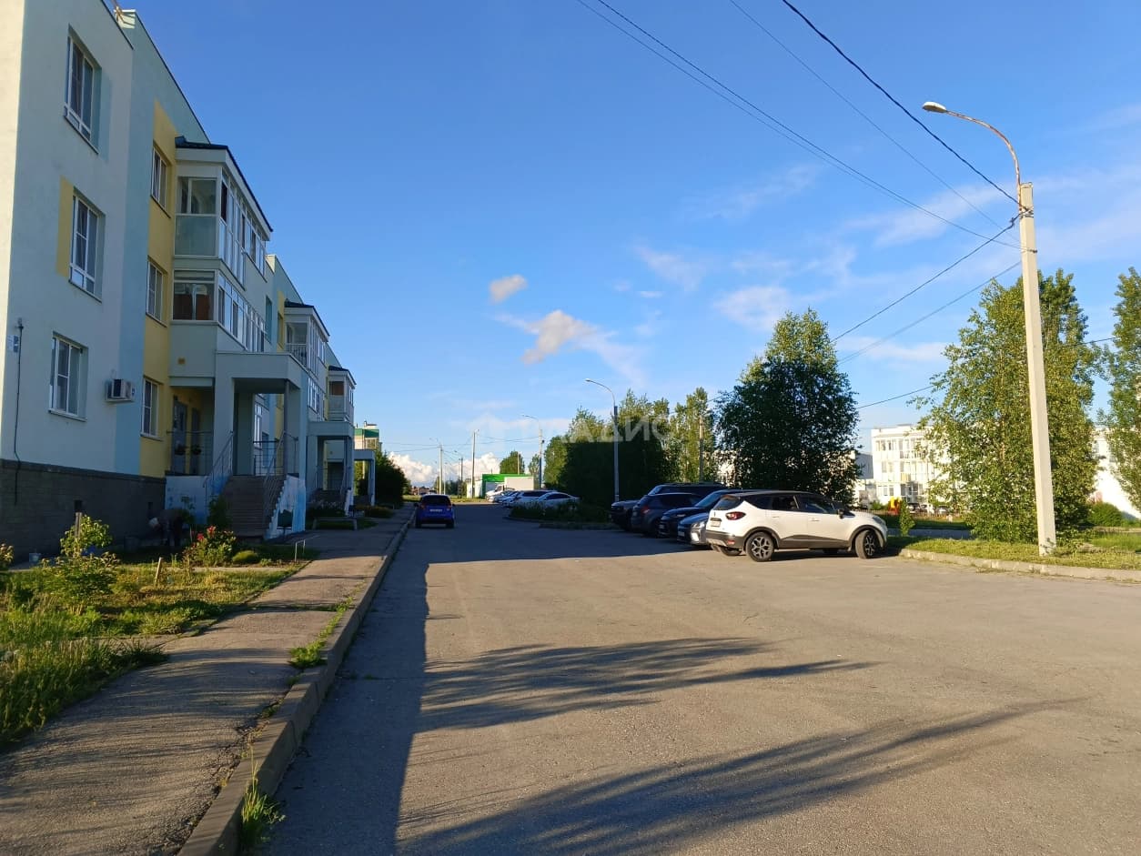 Photo 12