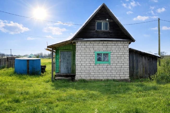 Купить дачу в Ленинградской области. Вариант № 2256006, 0, площадь - квм, цена 1000000 рублей
