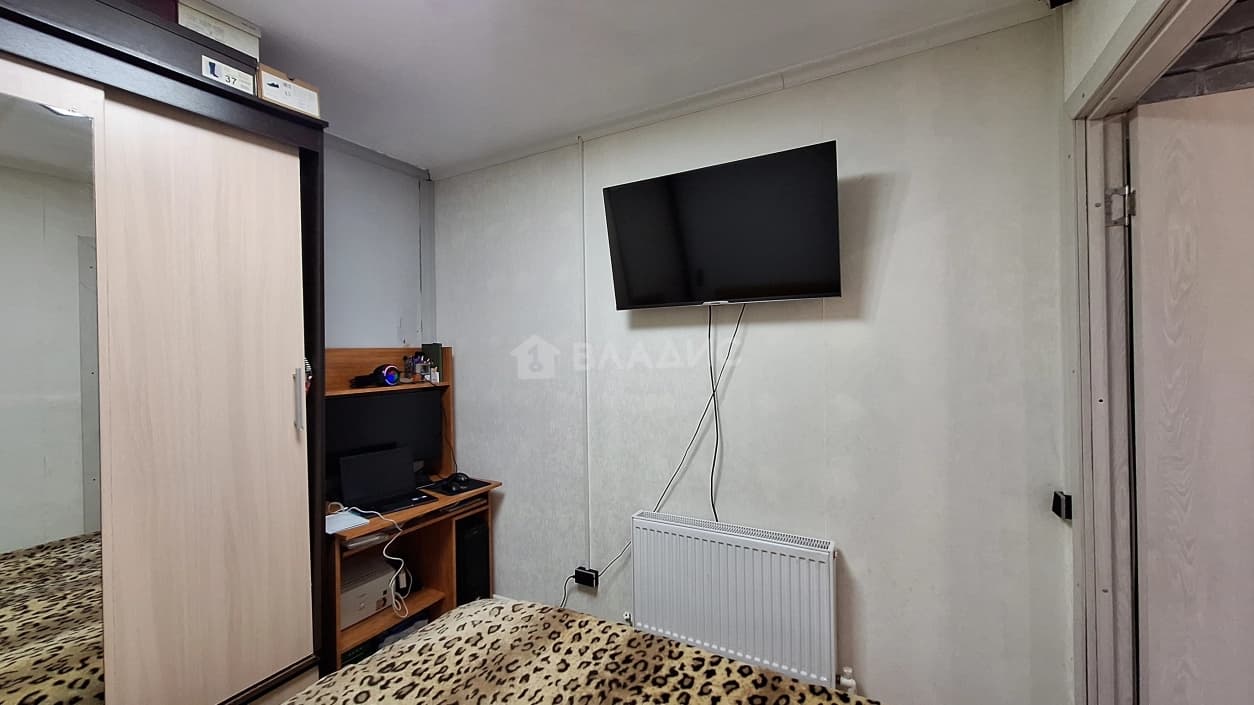 Photo 10