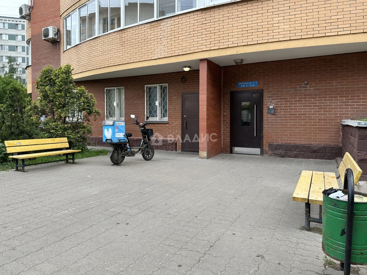 Photo 51