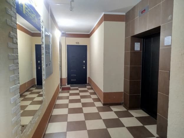 Купить квартиру с балконом на вторичке в районе Московский в Калининграде. Вариант № 2102567, 1, площадь - квм, цена 5700000 рублей