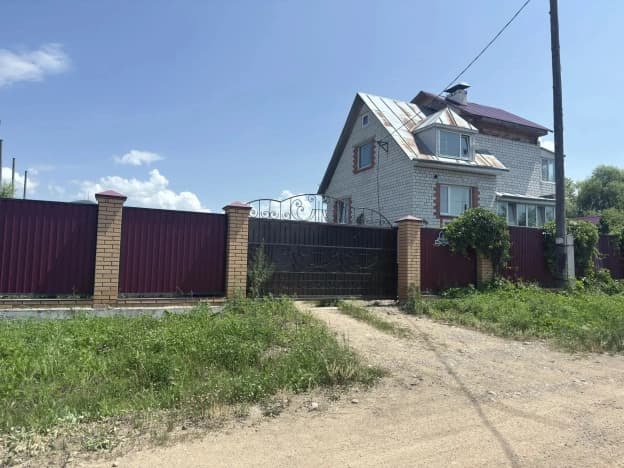 Купить четырехкомнатную квартиру до 5 млн в Приморском крае. Вариант № 2240790, 0, площадь - квм, цена 10200000 рублей