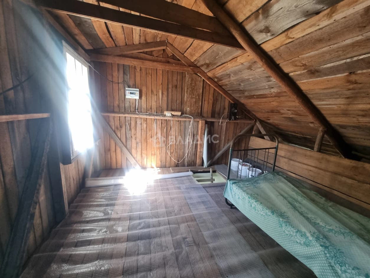 Photo 11
