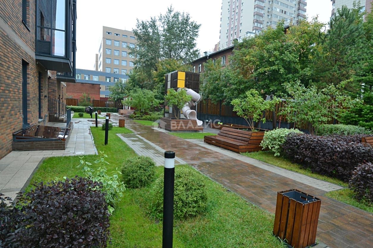 Photo 28