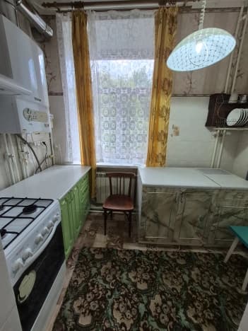 Купить трехкомнатную квартиру в селе Сновицы в Суздальском районе на улице Центральная , село Сновицы в Владимирской области. Вариант № 2324947, 1, площадь - квм, цена 6000000 рублей