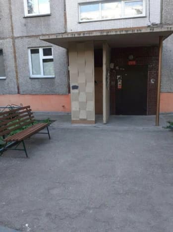Купить трехкомнатную квартиру на вторичке в Микрорайоне Дивногорский в Новосибирске. Вариант № 2364030, 1, площадь - квм, цена 8100000 рублей