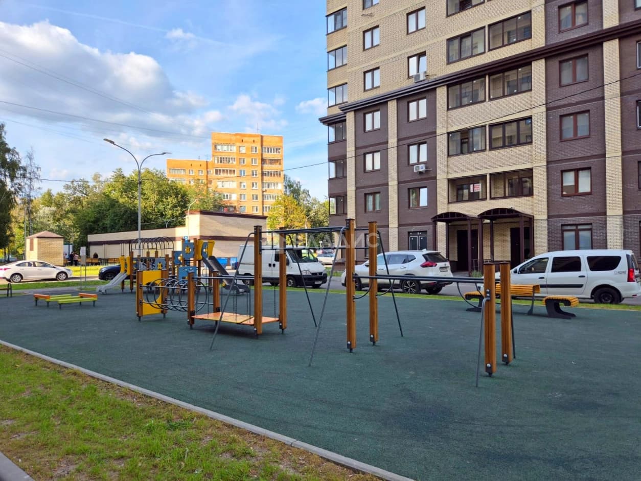 Photo 25
