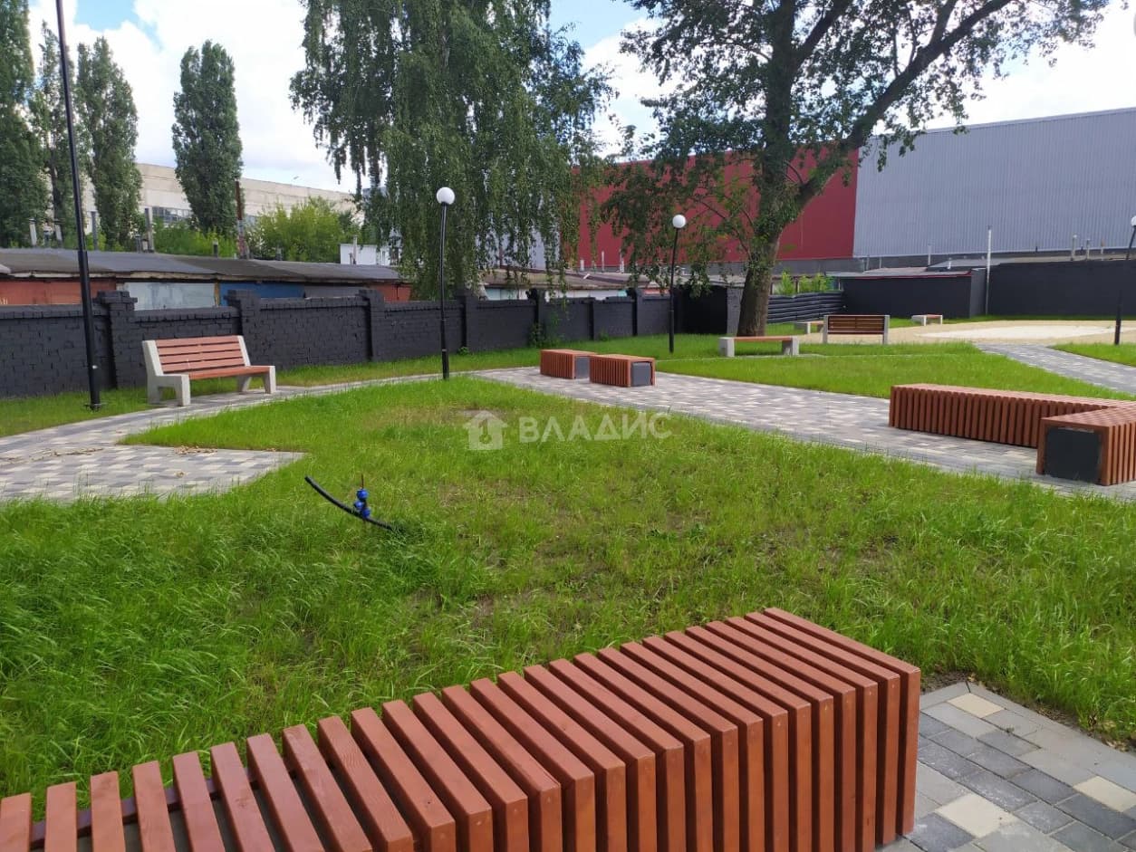 Photo 7