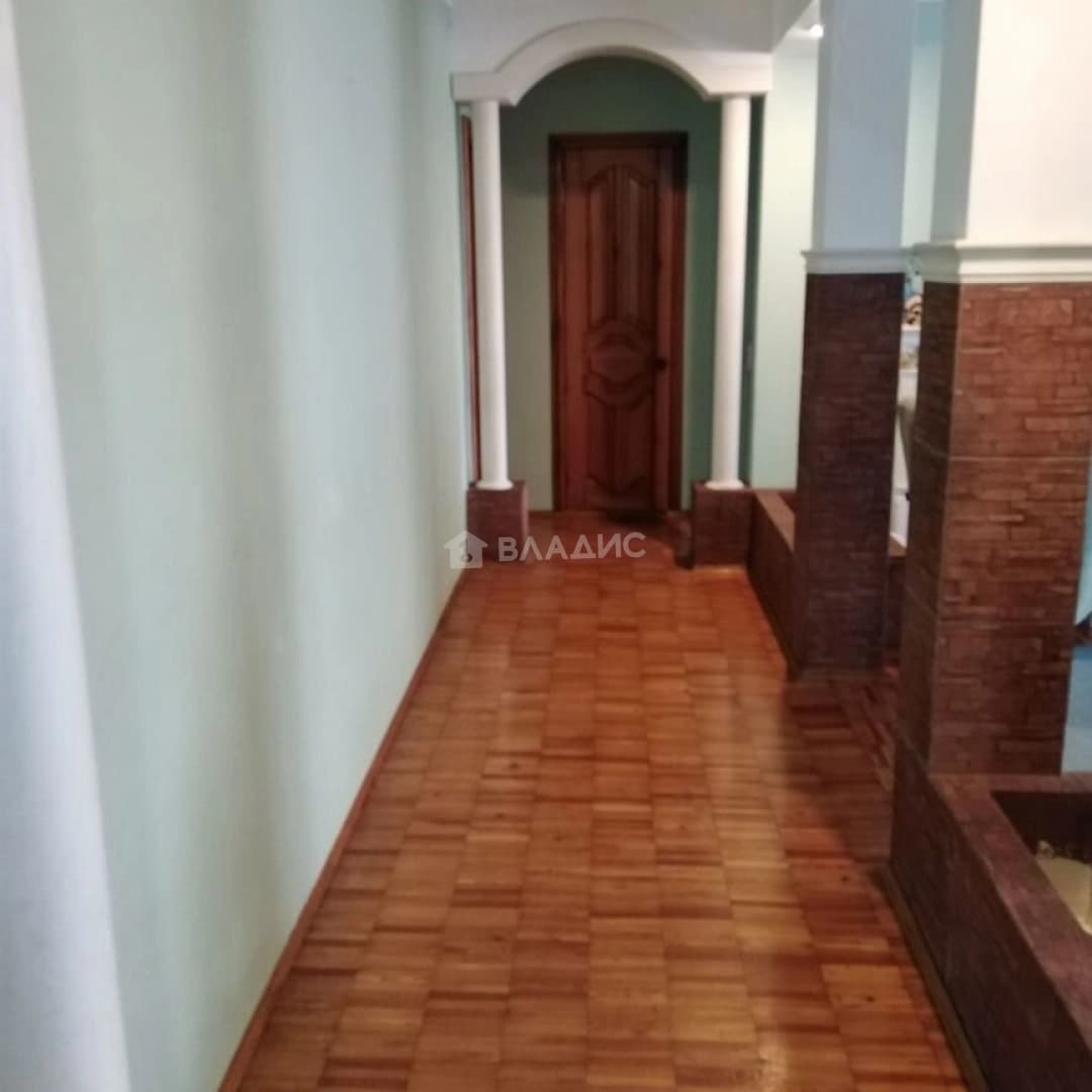 Photo 33