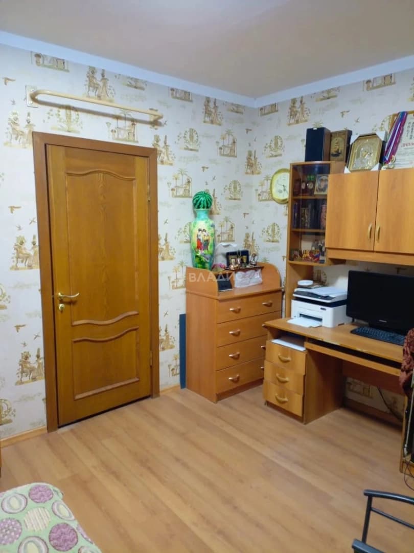 Photo 9